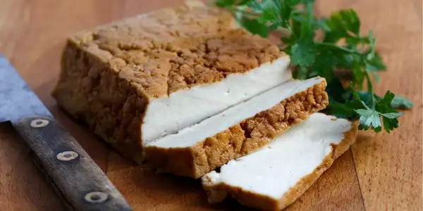 Przepisy z wędzonym tofu