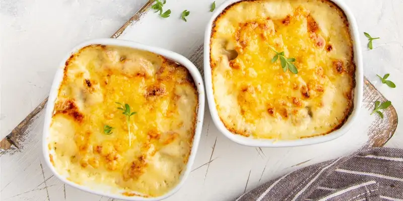 Cazuela de tomate con queso