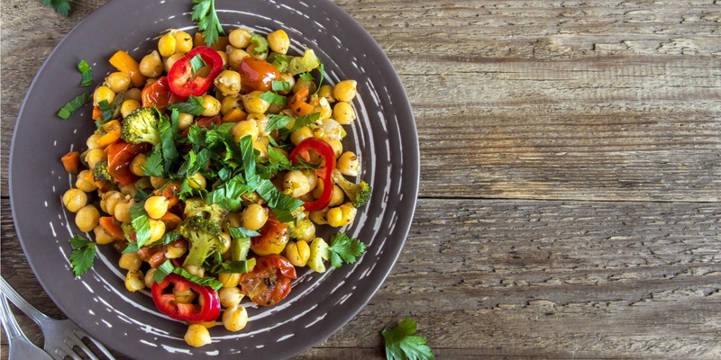 Kichererbsen-Paprika-Salat mit Schafskäse - Rezept | FoodPal