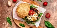 Avocado-Auberginen-Tomaten-Burger