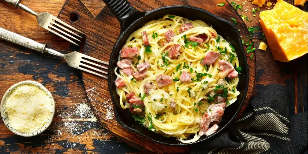 Spaghetti carbonara from a pot - recipe | FoodPal