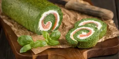 Rotolo di spinaci con prosciutto e crema di formaggio