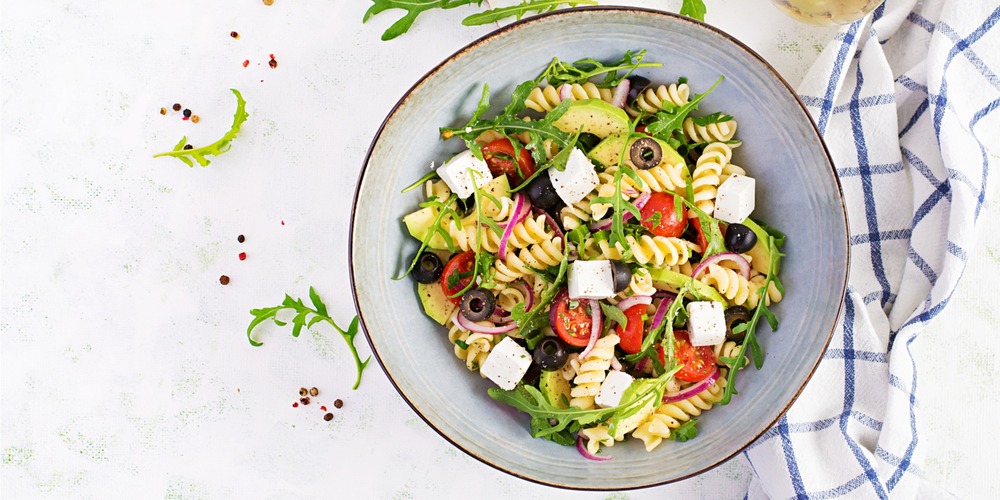 Nudelsalat nach mediterraner Art - Rezept | FoodPal