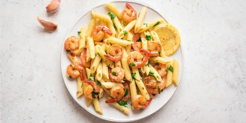 Massas com camarões