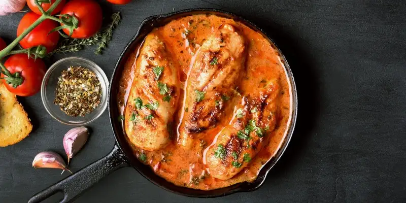 Pavo asado con tomates secos