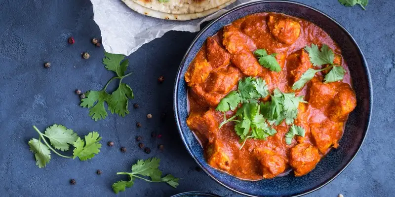 Curry de poulet aux épinards