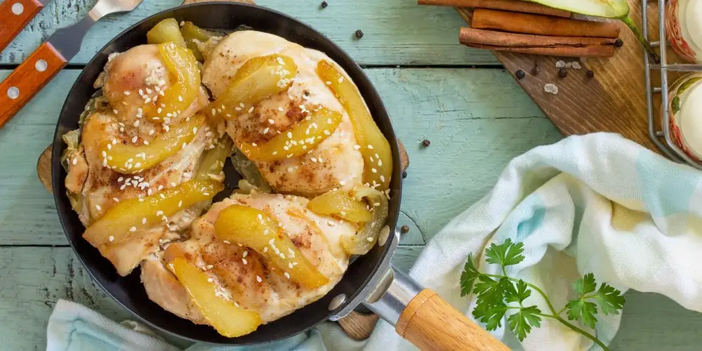 Turkey escalope with camembert - recipe | FoodPal