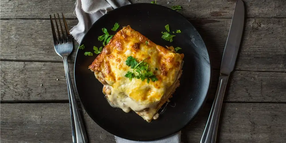 Egg lasagna - recipe | FoodPal