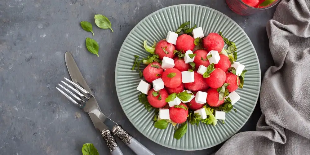 Feta watermelon salad with green asparagus - recipe | FoodPal