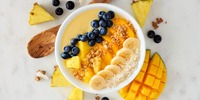 Ananas-Quinoa-Schicht-Frühstück
