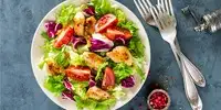 Knusperhähnchen-Salat