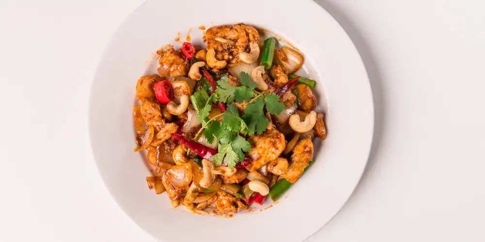 Turkey cashew vegetable skillet - recipe | FoodPal