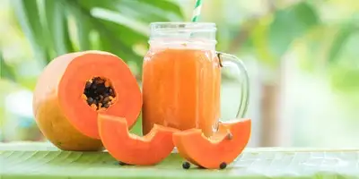 Papaya-Kale Superfood Smoothie