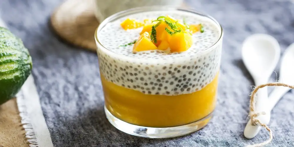 Mango puree on chia cream - recipe | FoodPal