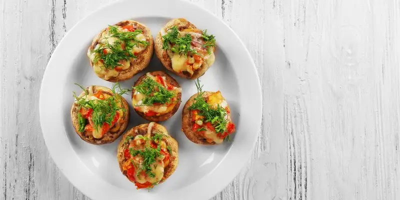 Funghi ripieni alla mediterranea