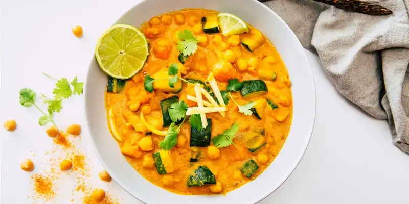 Dynia Szpinak Curry z mlekiem kokosowym