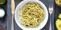 Zoodles mit Wallnusspesto