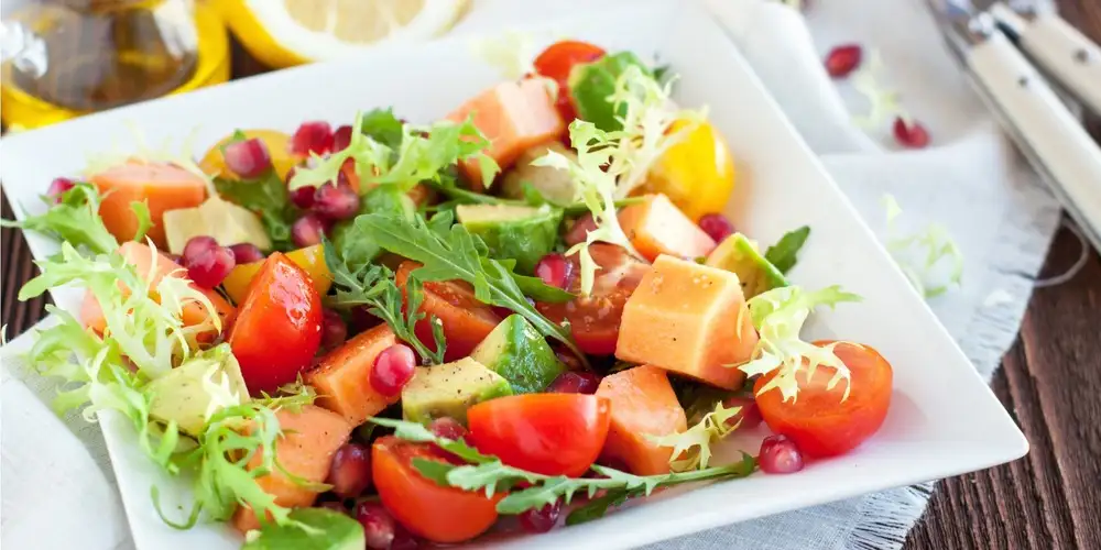 Avocado papaya salad - recipe | FoodPal