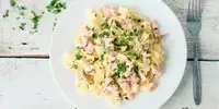 Tagliatelle in Tomaten-Lachs-Sahne