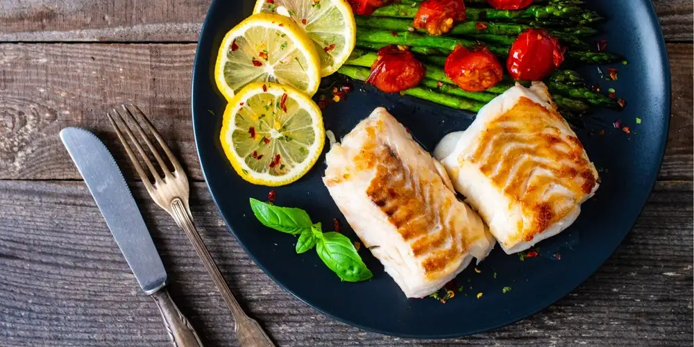 Cod fillet with cashew crust - recipe | FoodPal