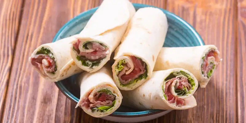 Wrap con crema di formaggio e prosciutto