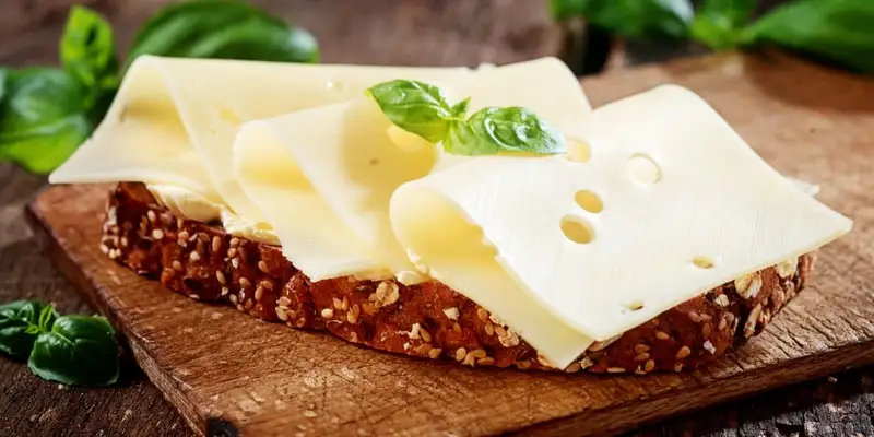 Kanapka z masłem serowym