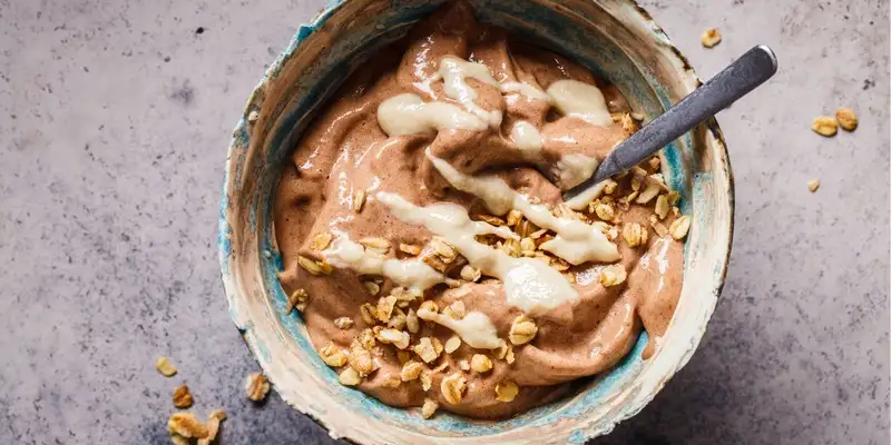 Snickers Protein Bowl