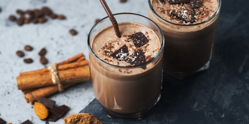 Chocolate cinnamon smoothie - recipe | FoodPal