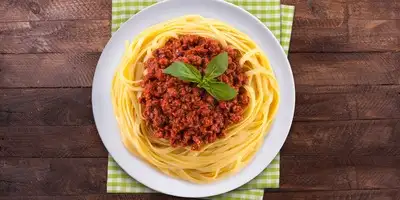 Shirataki Bolognese (with sour cream)